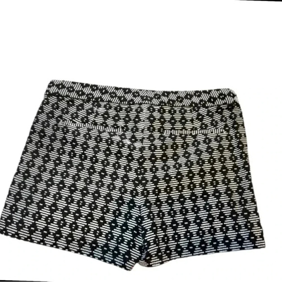 JOE FRESH SHORTS BLACK WHITE TEXTURED PRINT PREPPY BOTTOMS SIZE 10 - Picture 9 of 11
